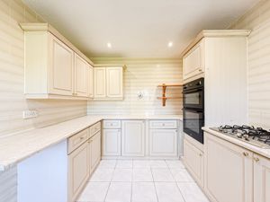 Photo 5- click for photo gallery